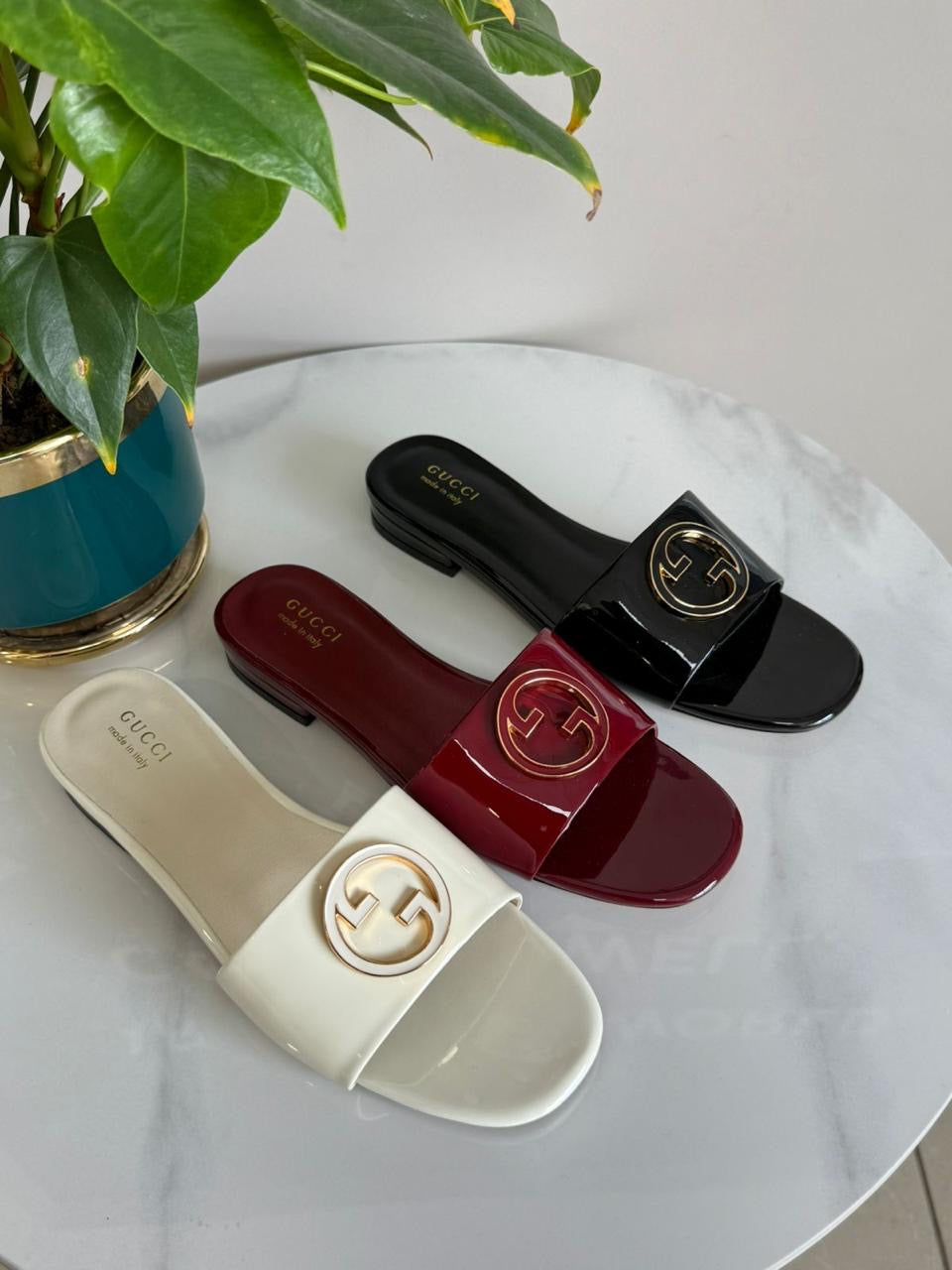 Gucci slippers