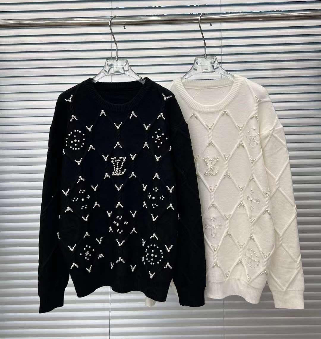Lv sweater