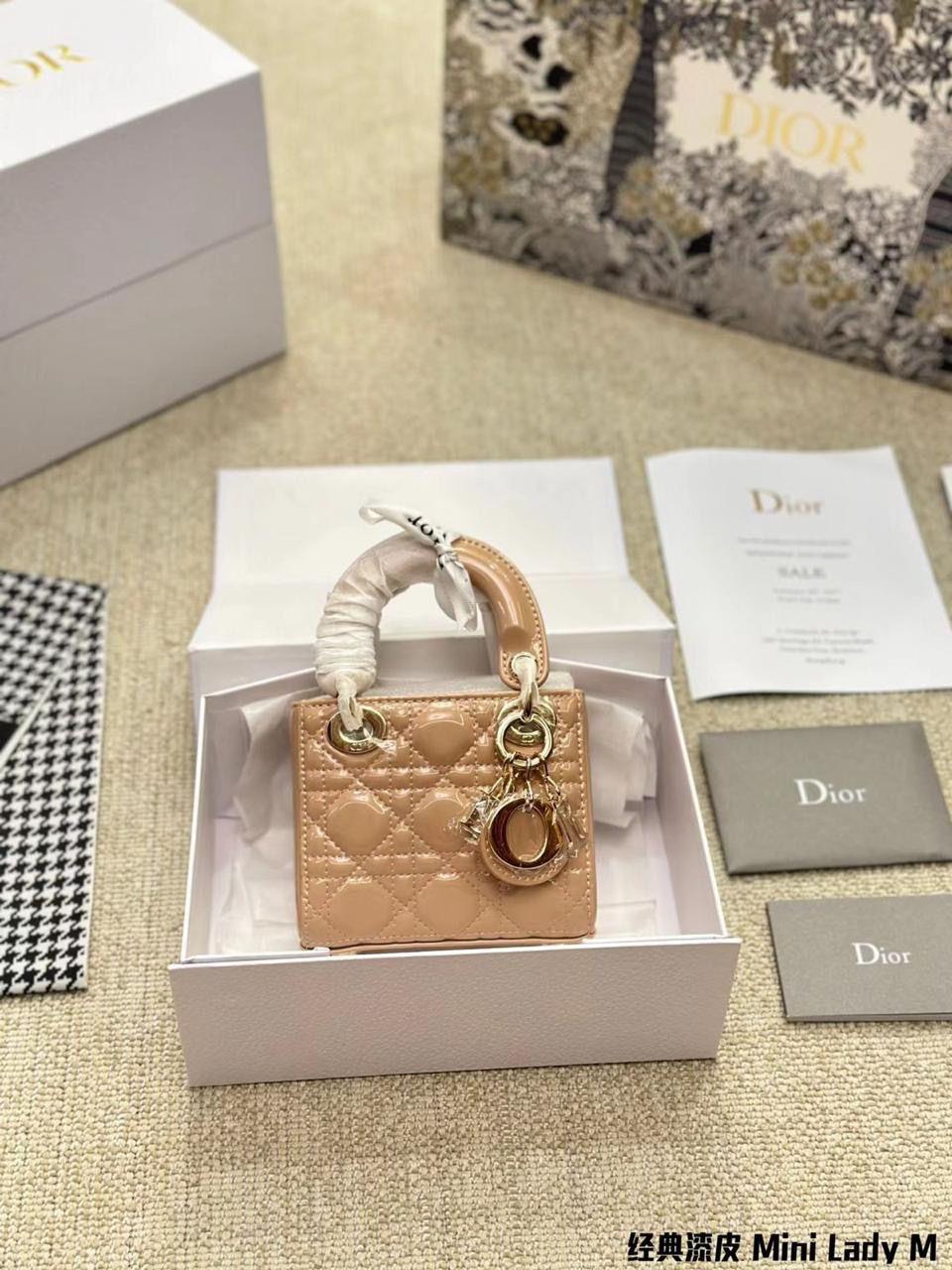 Lady dior bag micro