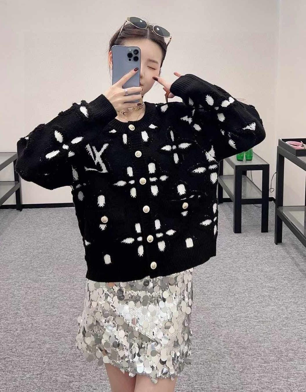 Lv cardigan
