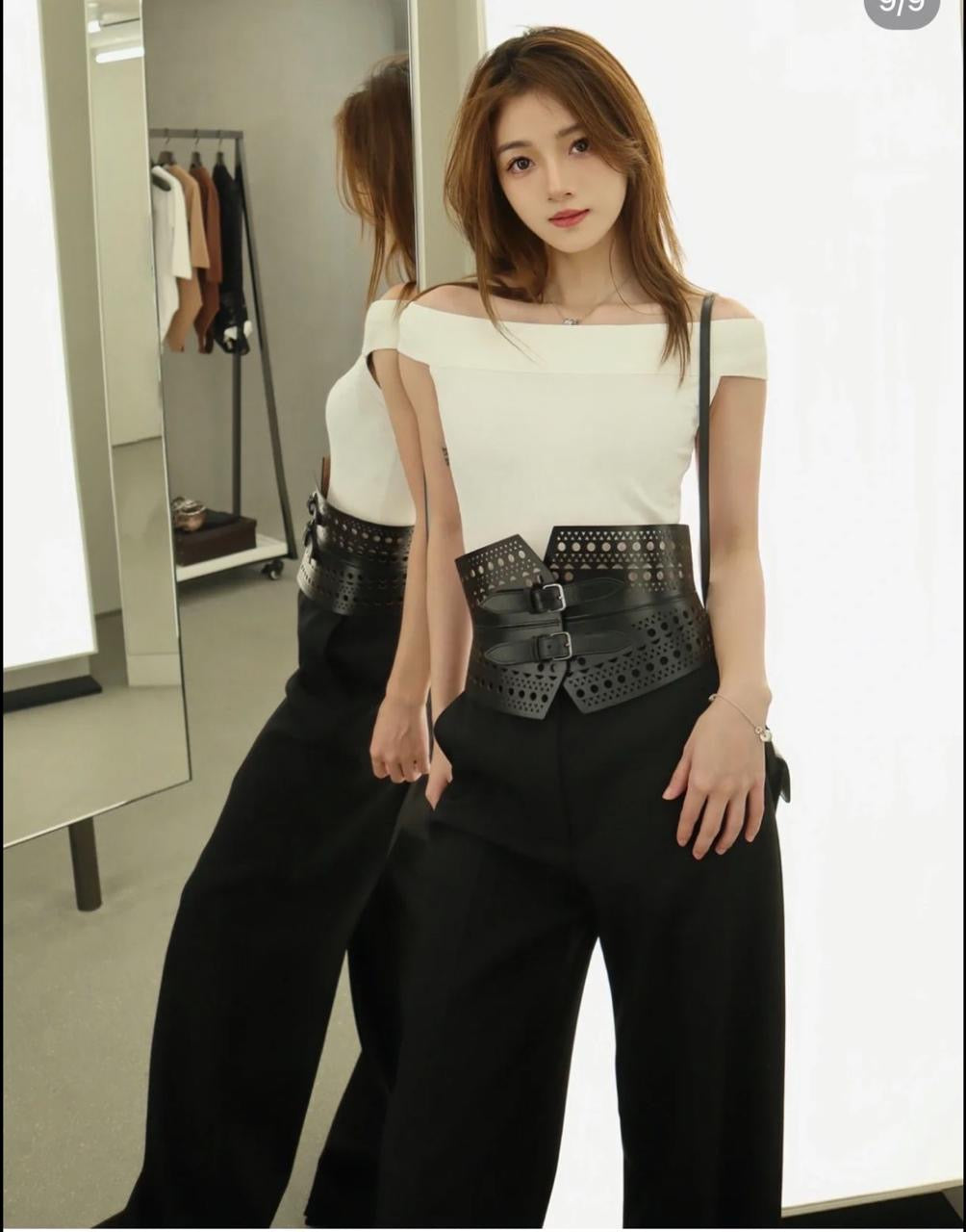 Alaia belt