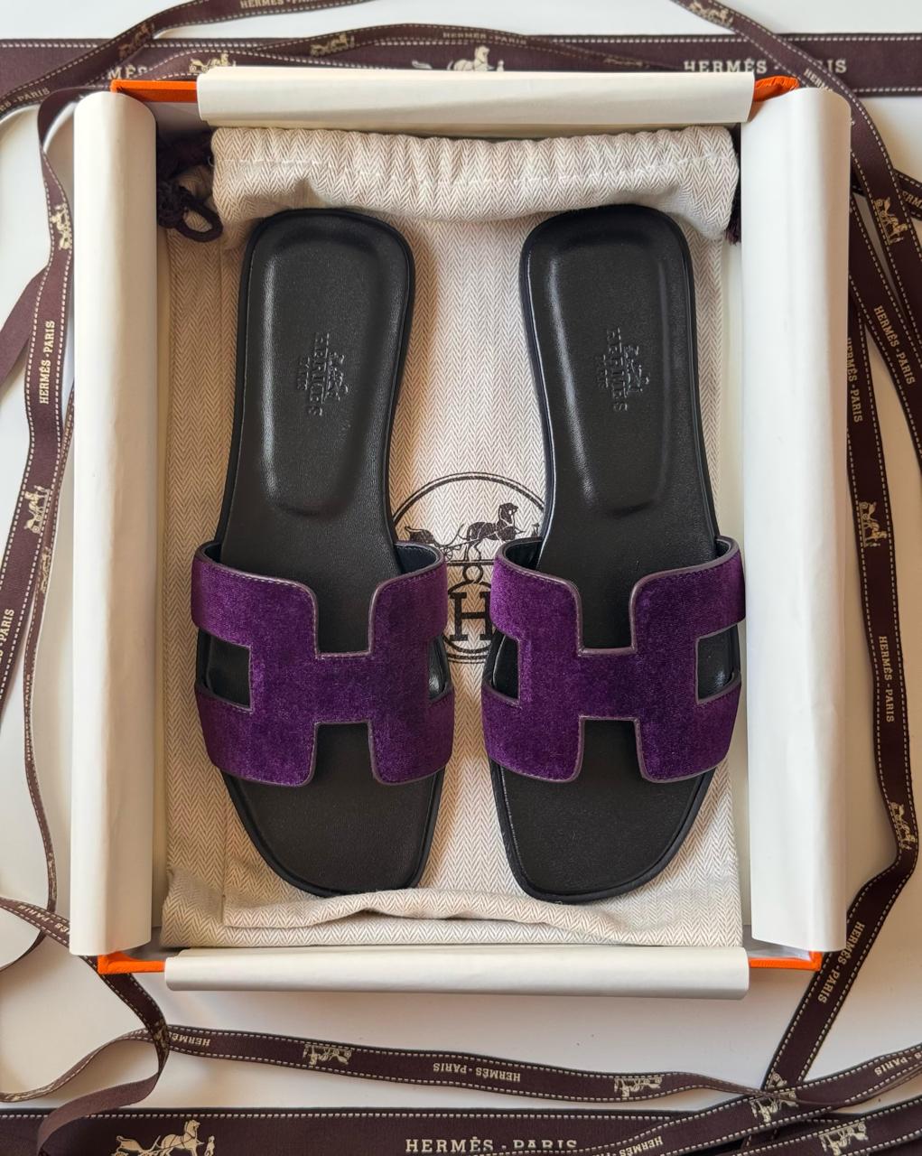 Hermes slippers suede