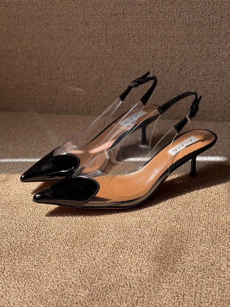 Alaia heels black