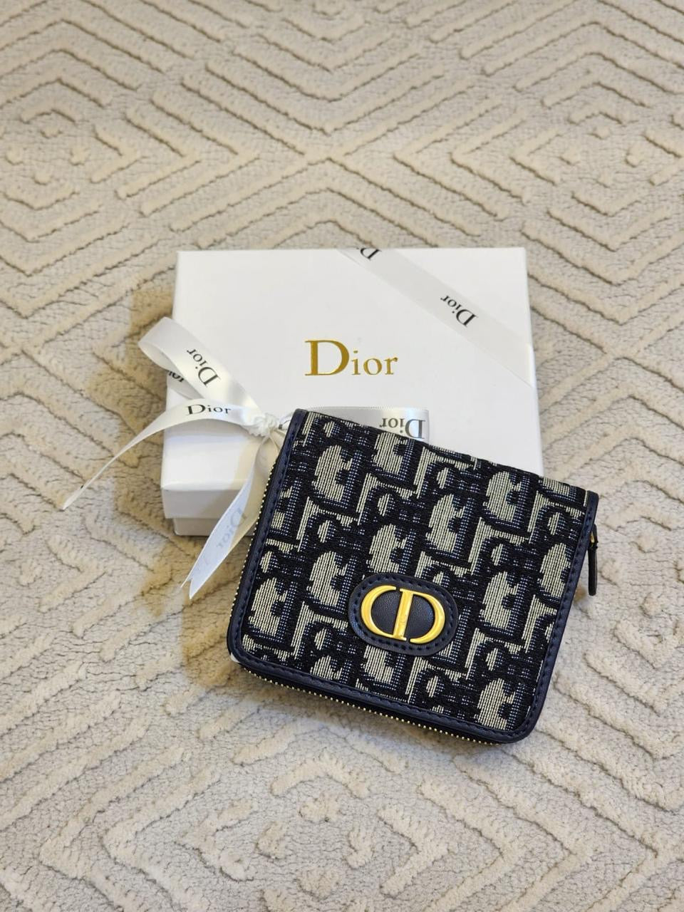 Dior wallet