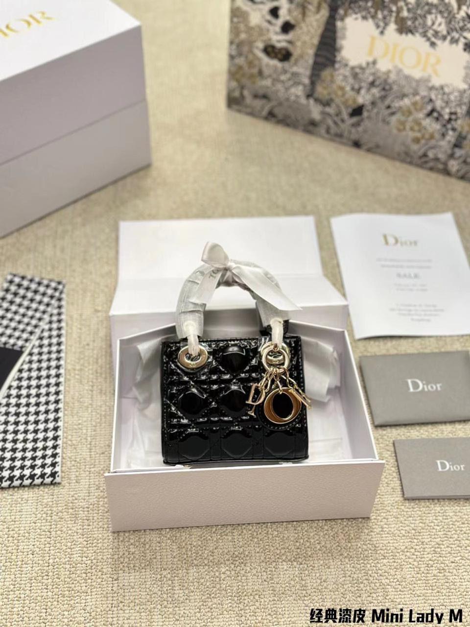 Lady dior bag micro