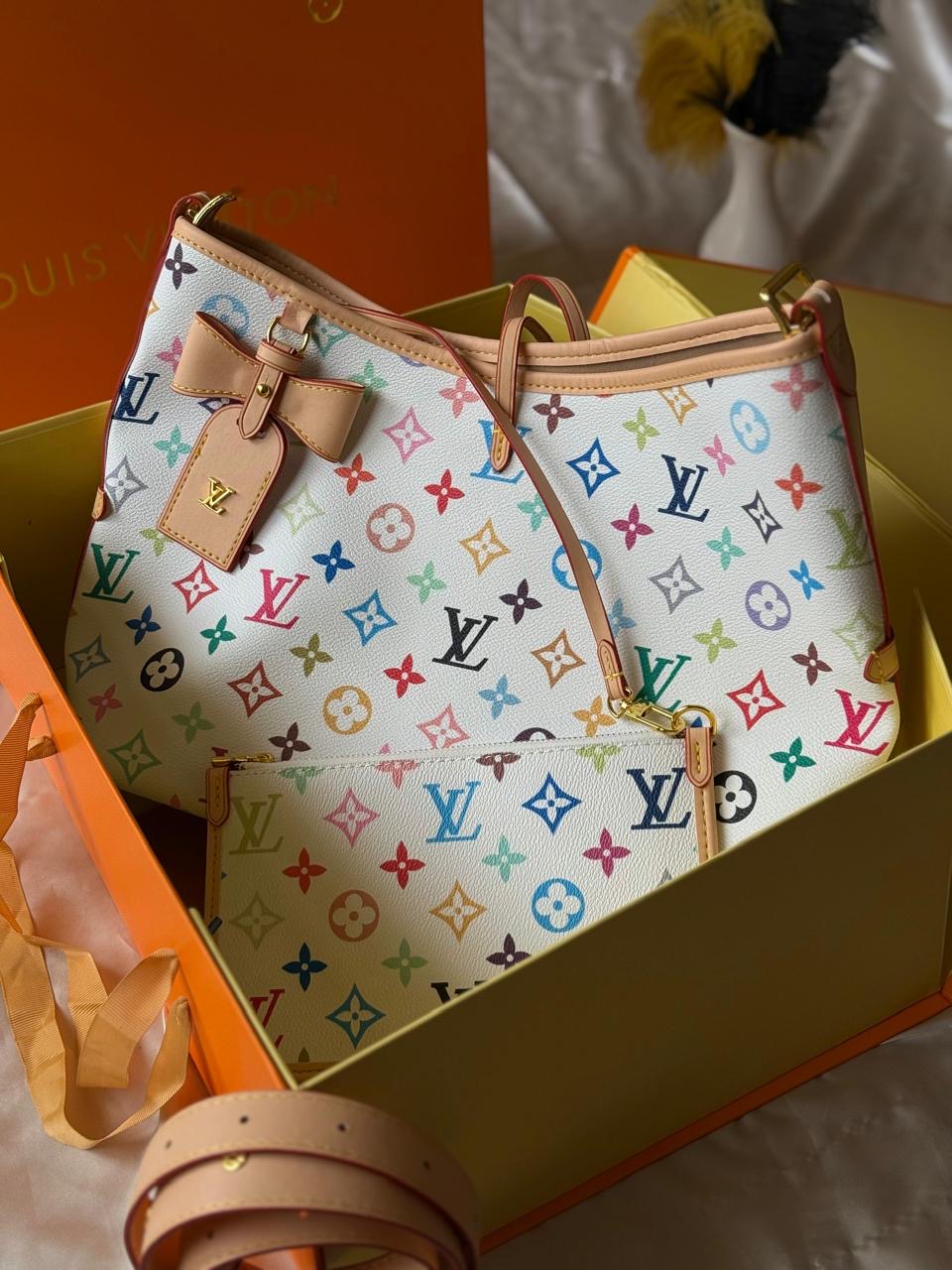 Lv bag tote white