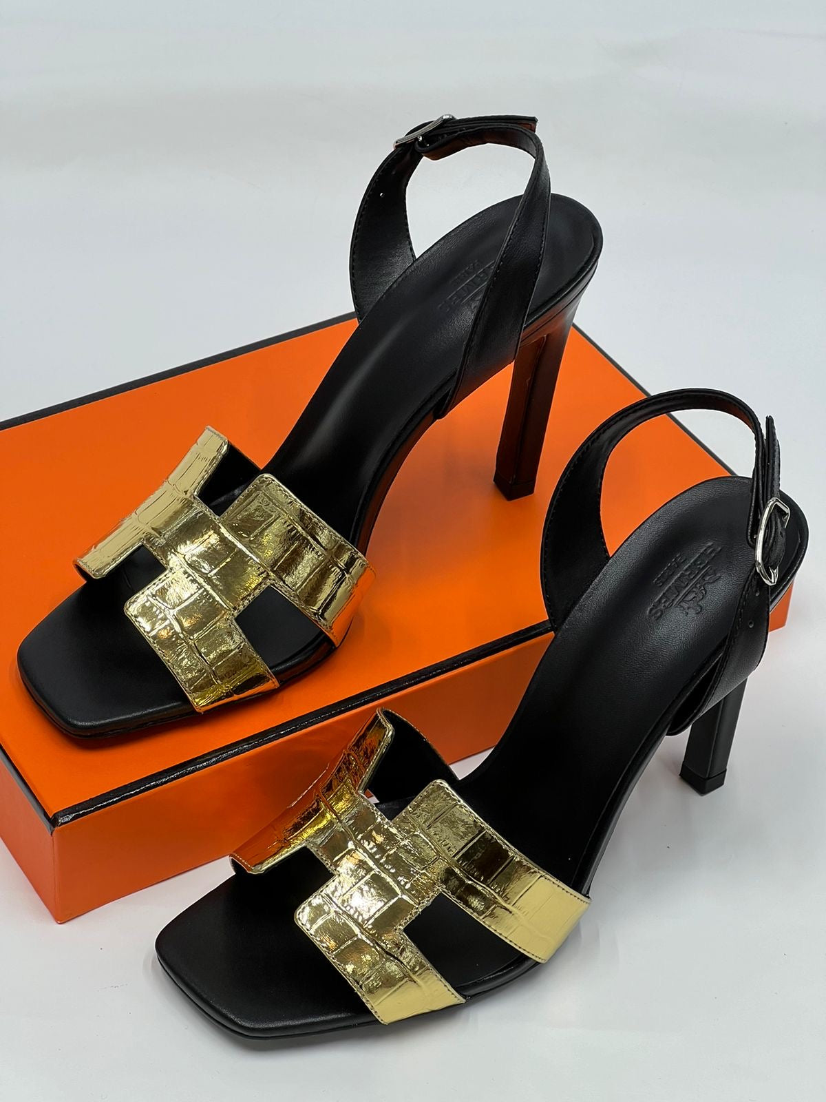 Hermes sandals heels