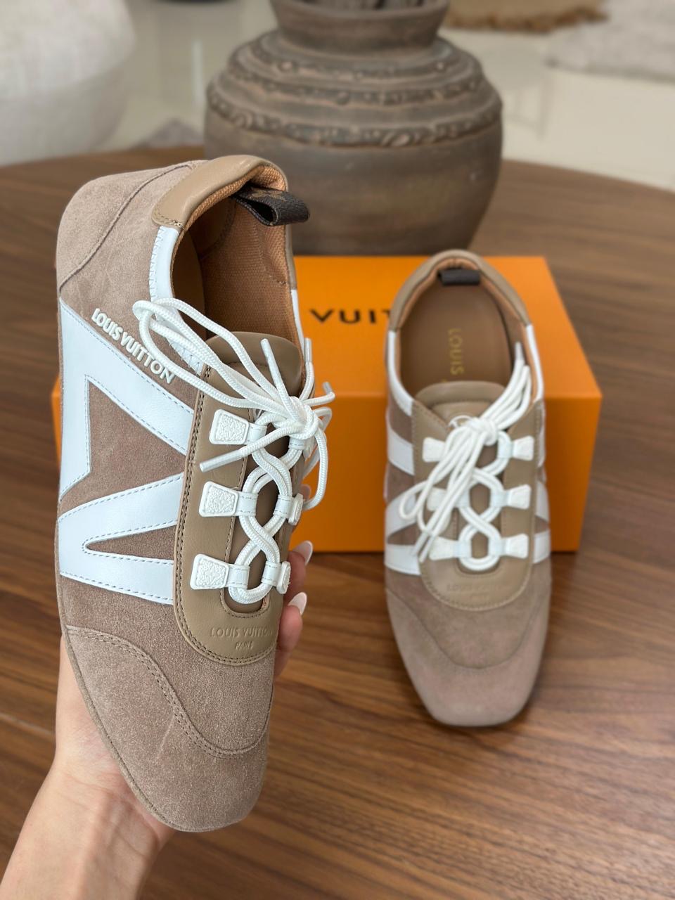 Lv sneakers