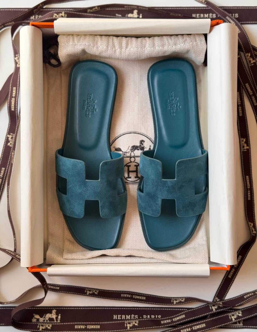 Hermes slippers suede