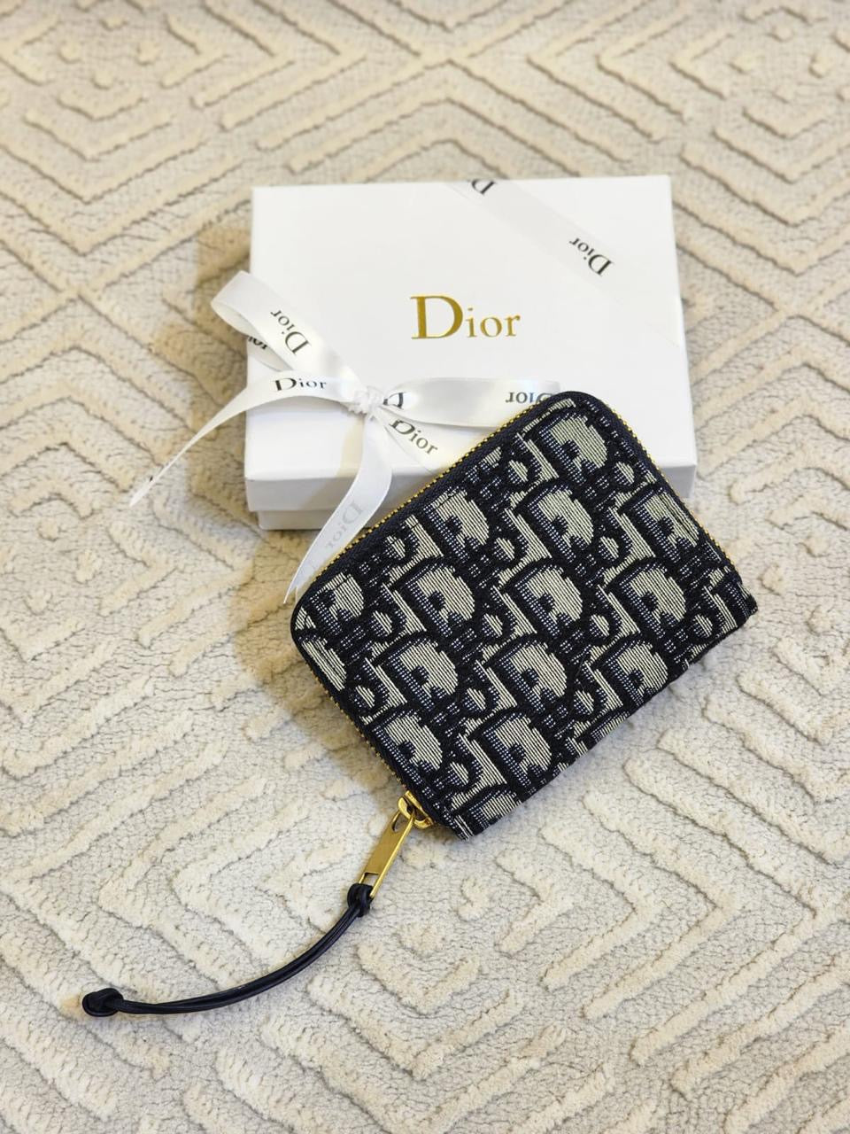 Dior wallet