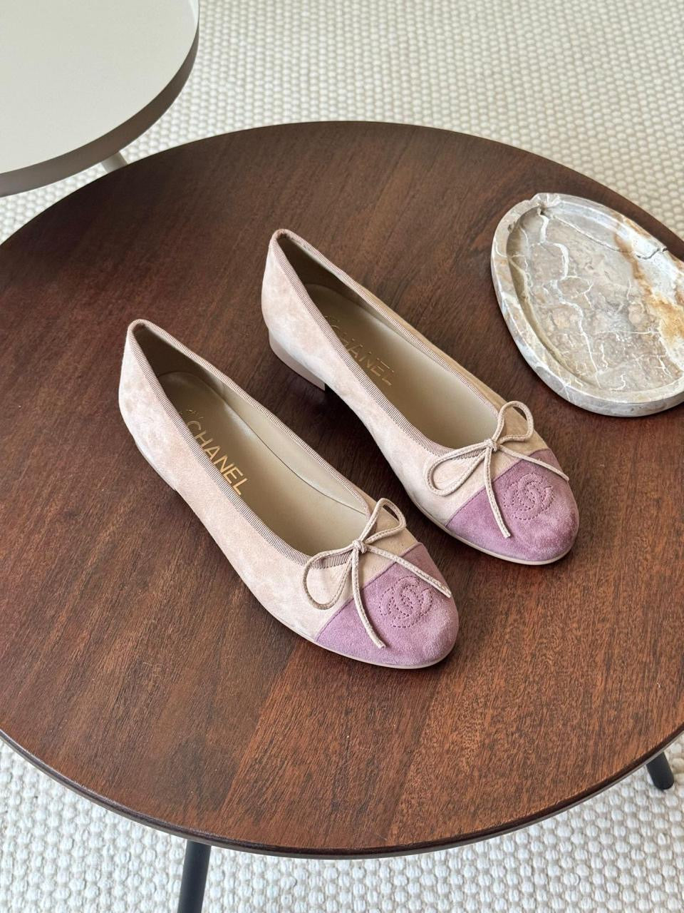 Chanel ballerina suede