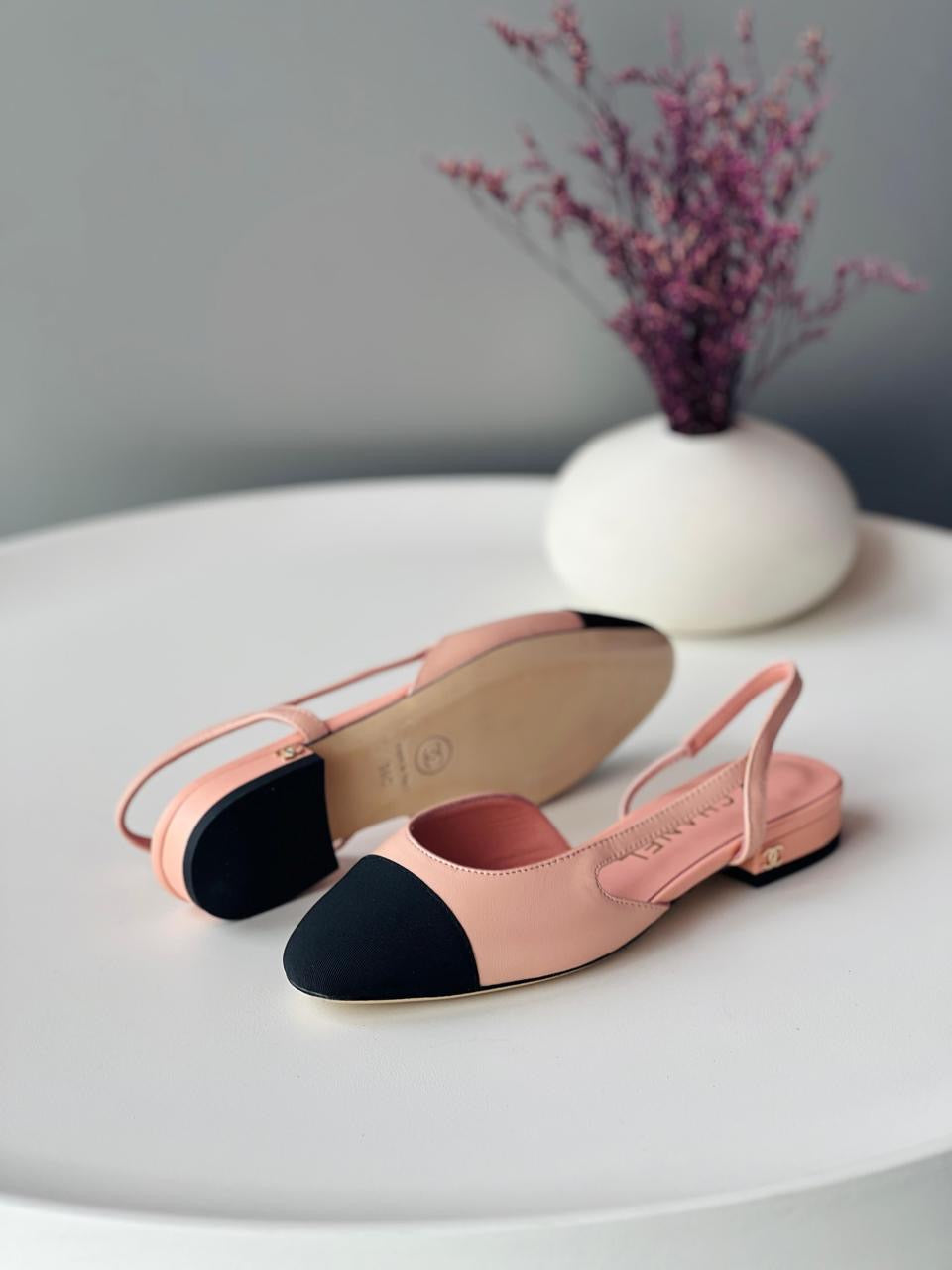 Chanel heels - low heels flat