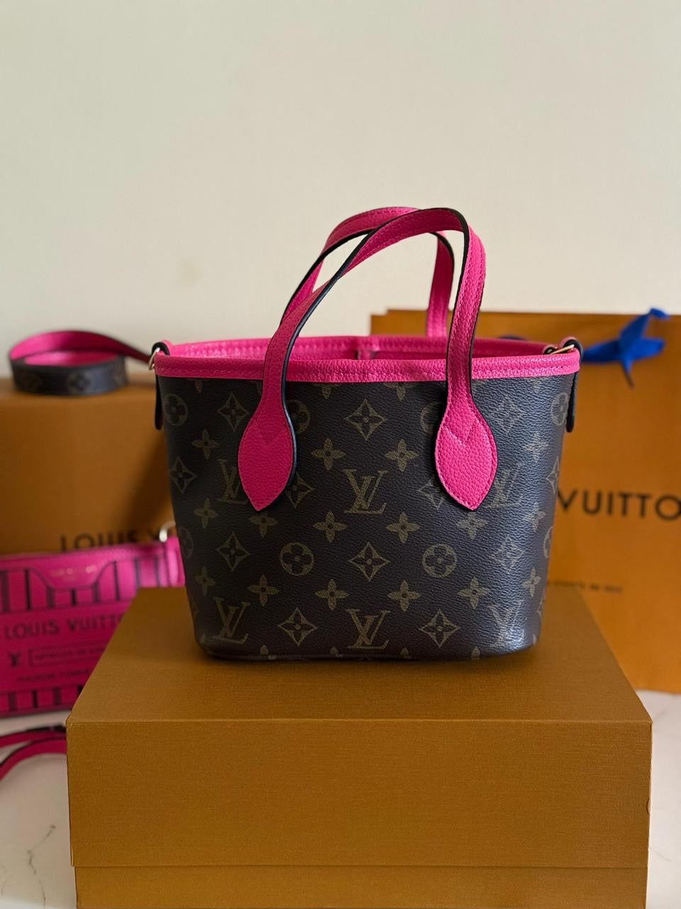 Lv bag tote