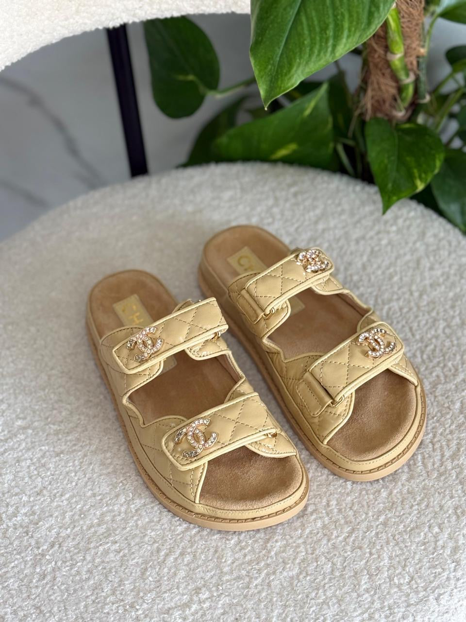 Chanel slippers glossy