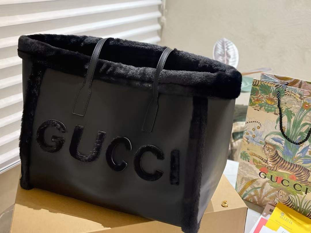 Gucci bag tote