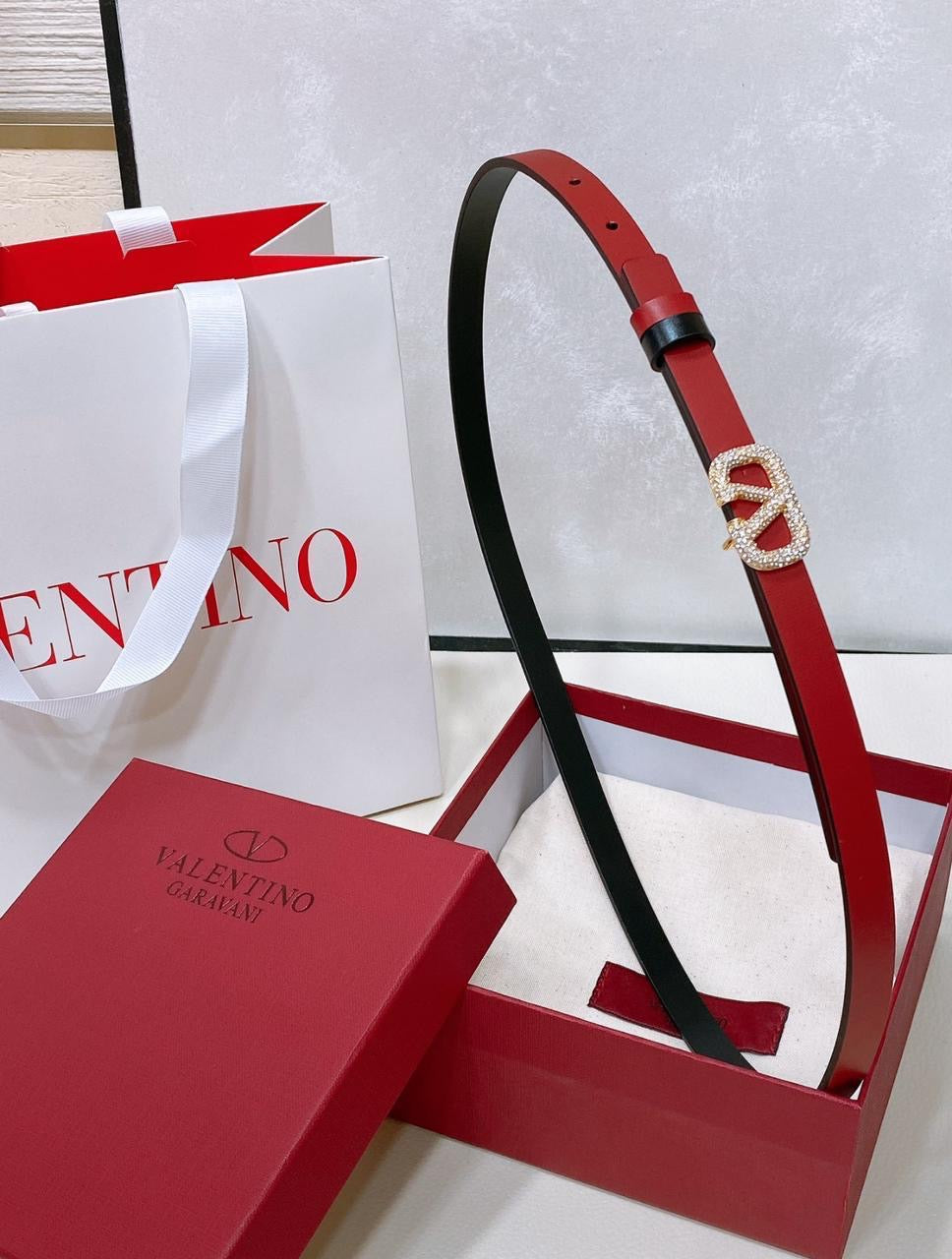 Valentino belt - thin with stones