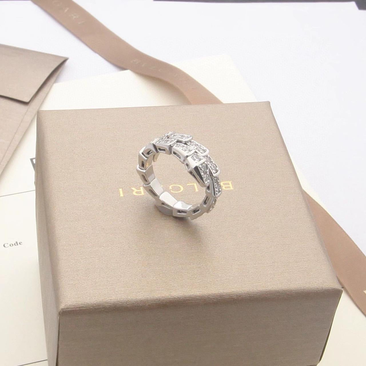 Bvlgari ring