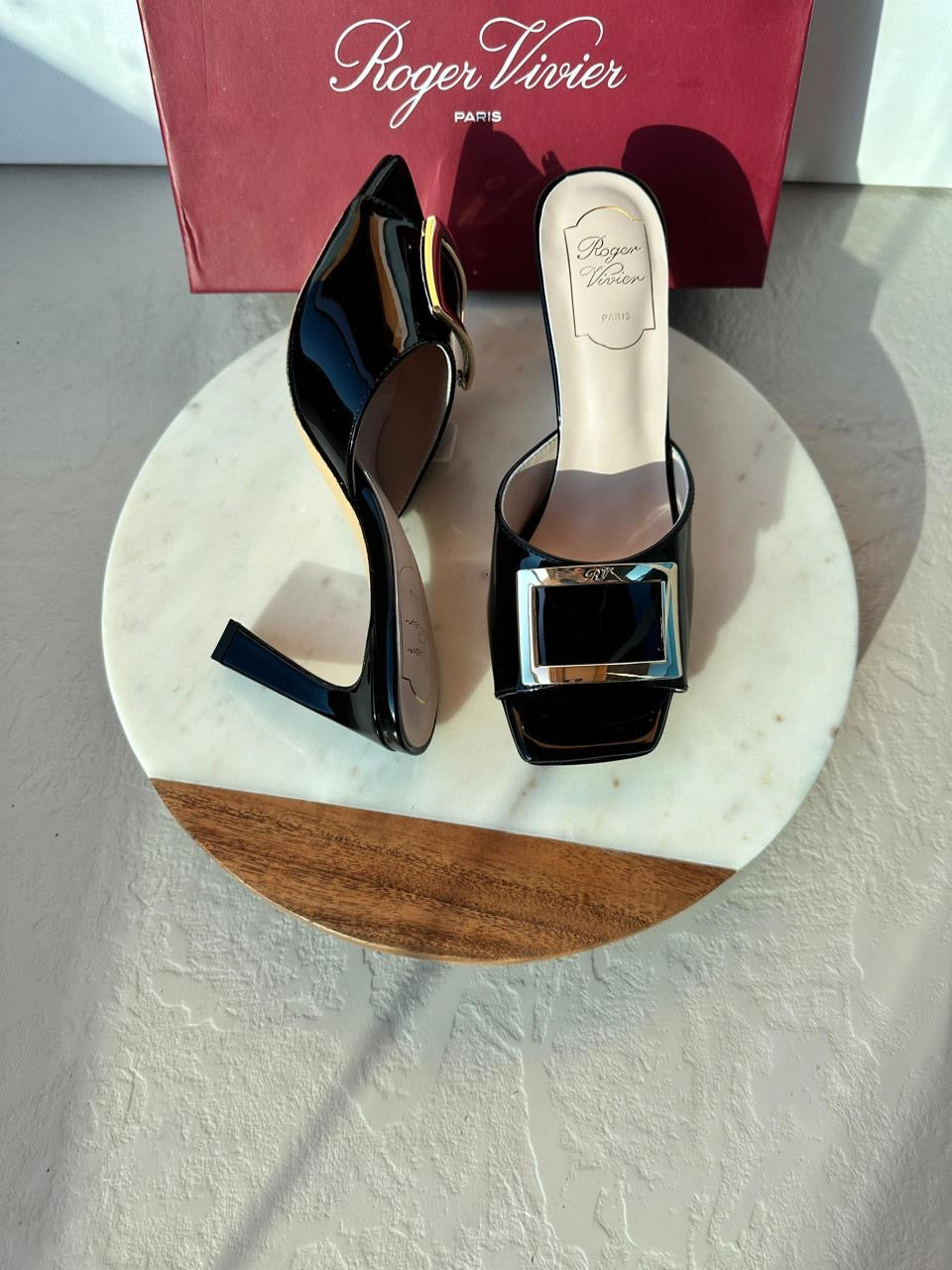 Roger vivier sandals heels