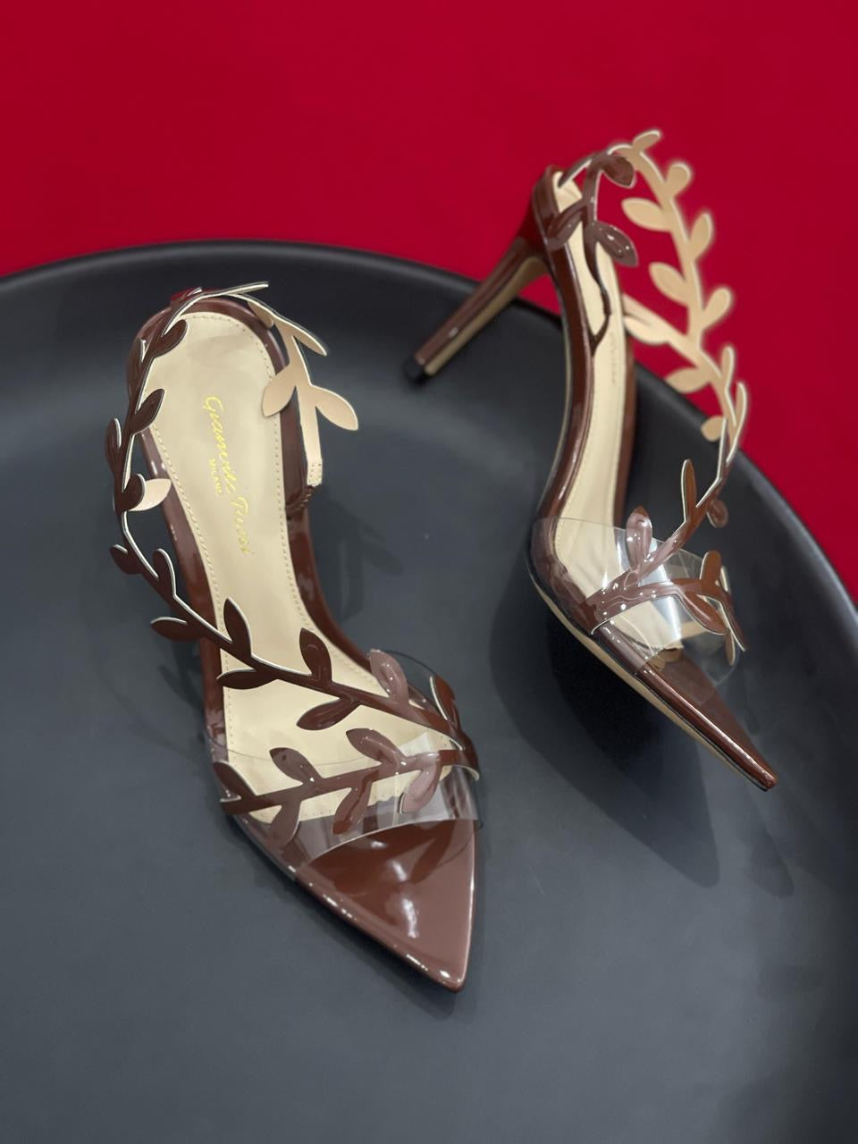 G rossi sandals heels