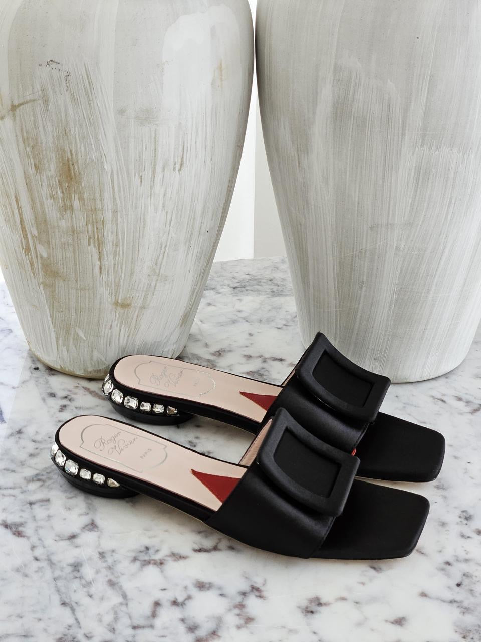 Roger vivier slippers