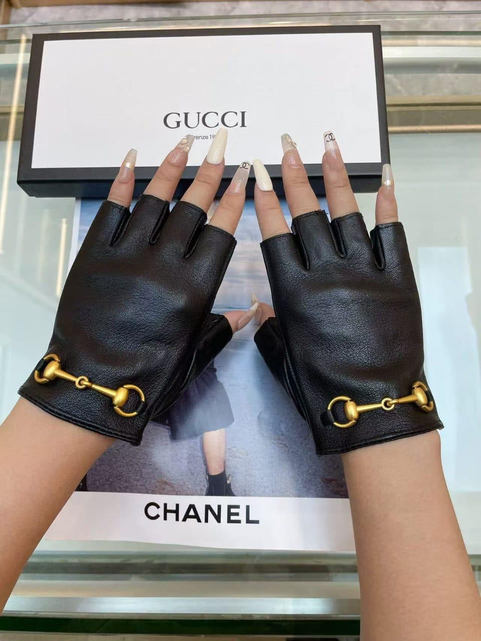Gucci gloves