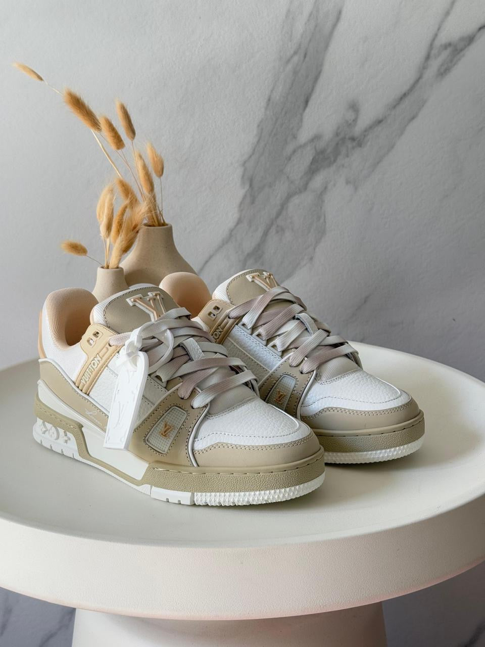 Lv sneakers
