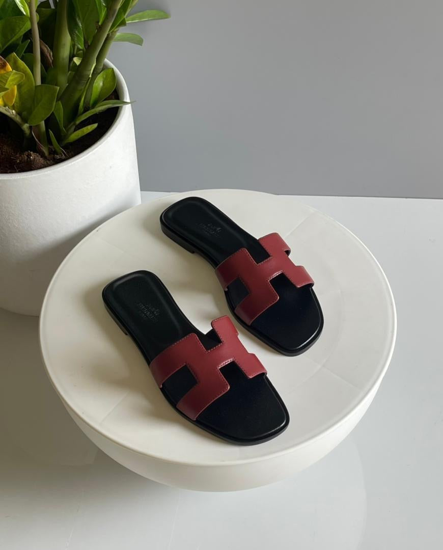 Hermee slippers
