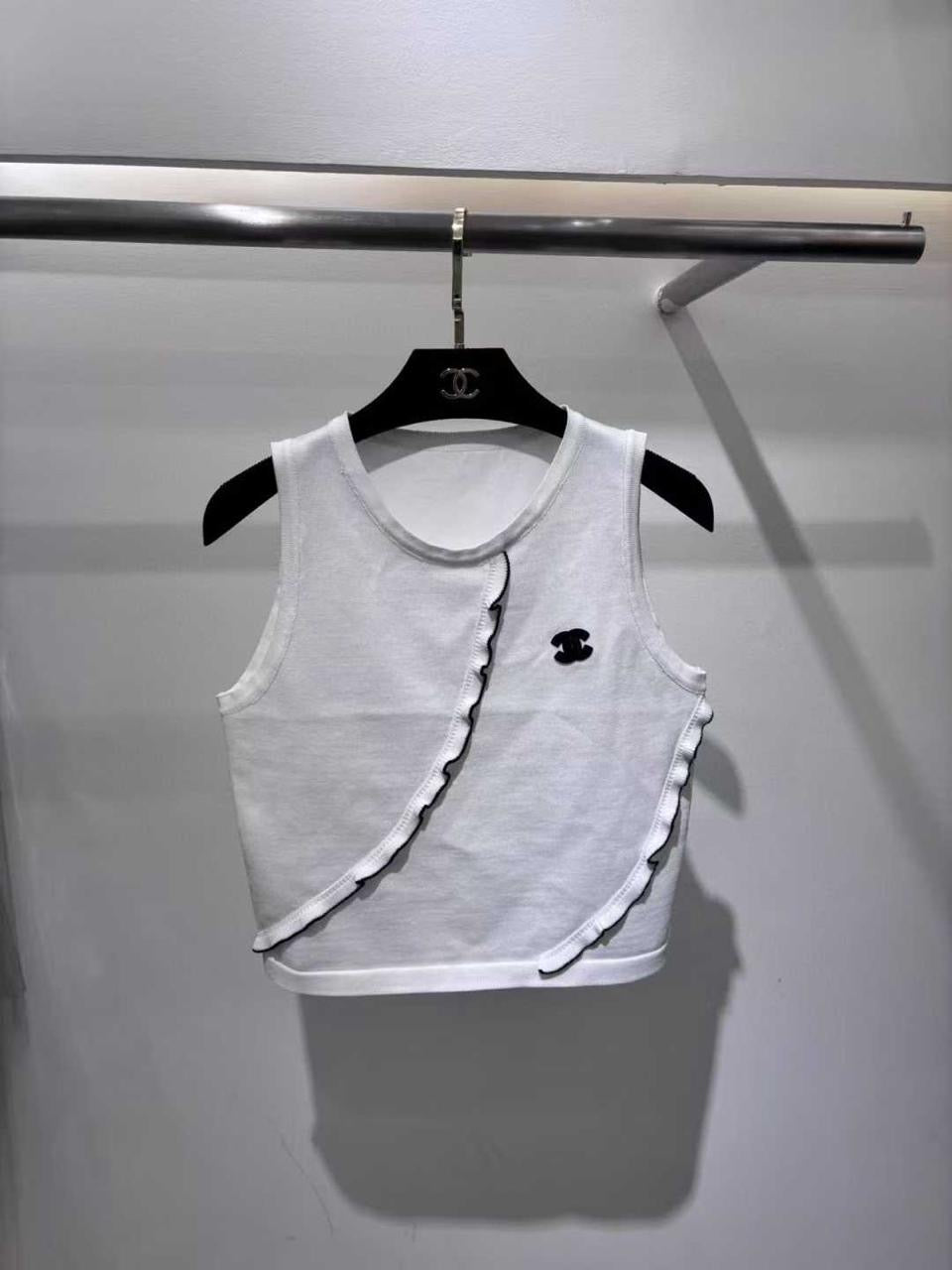 Chanel top
