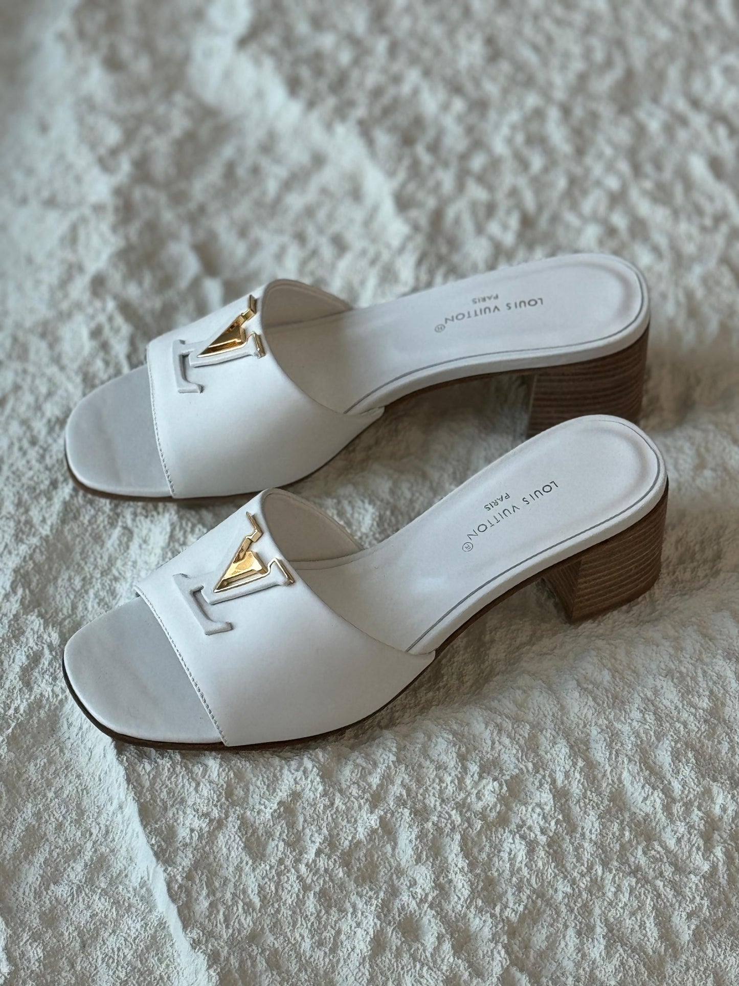 Lv sandals heels - white