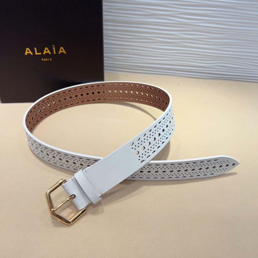 Alaia belt