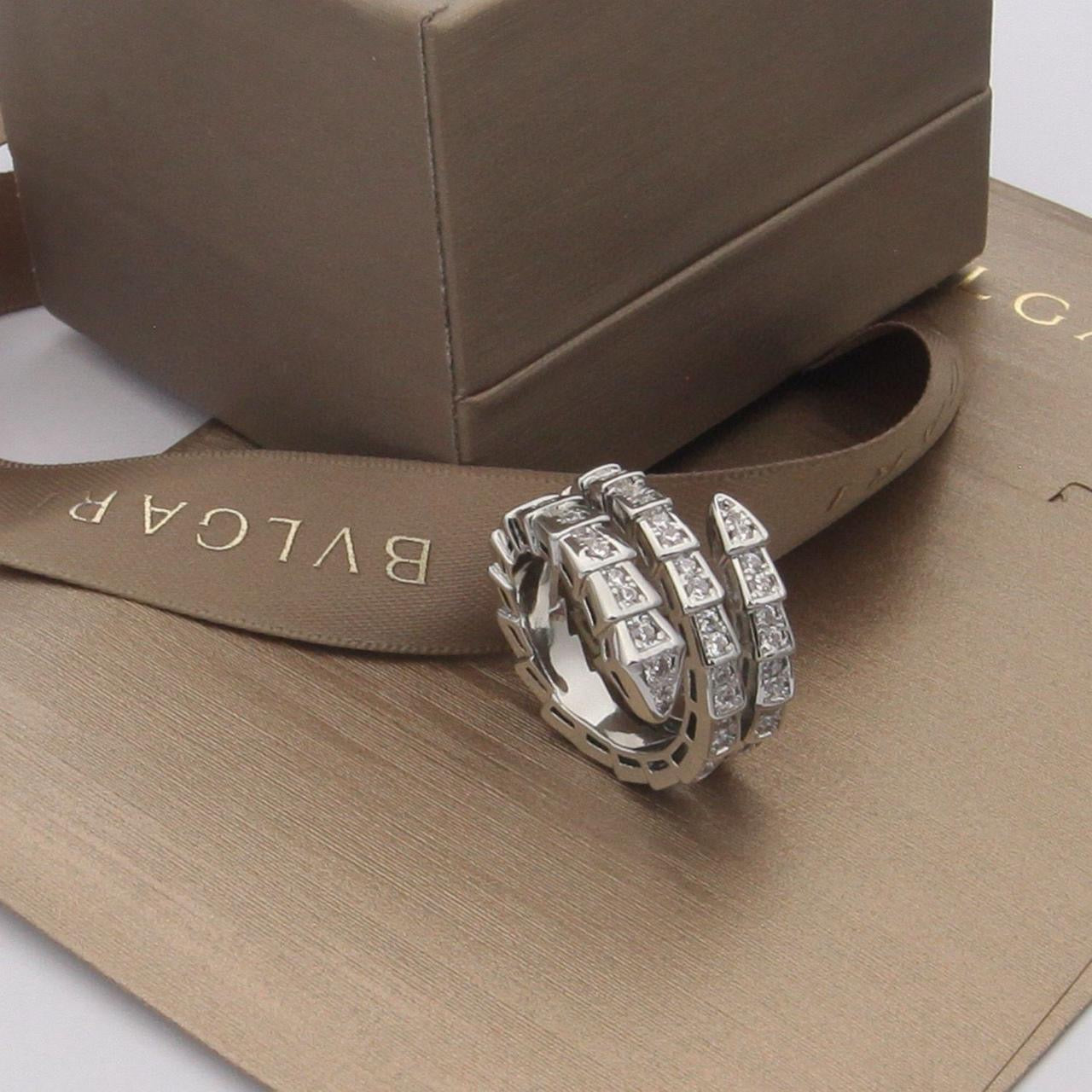 Bvlgari ring - full stones