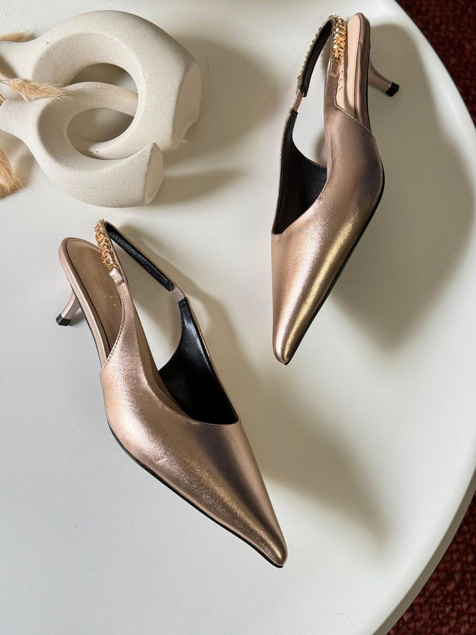 Gucci heels - bronze