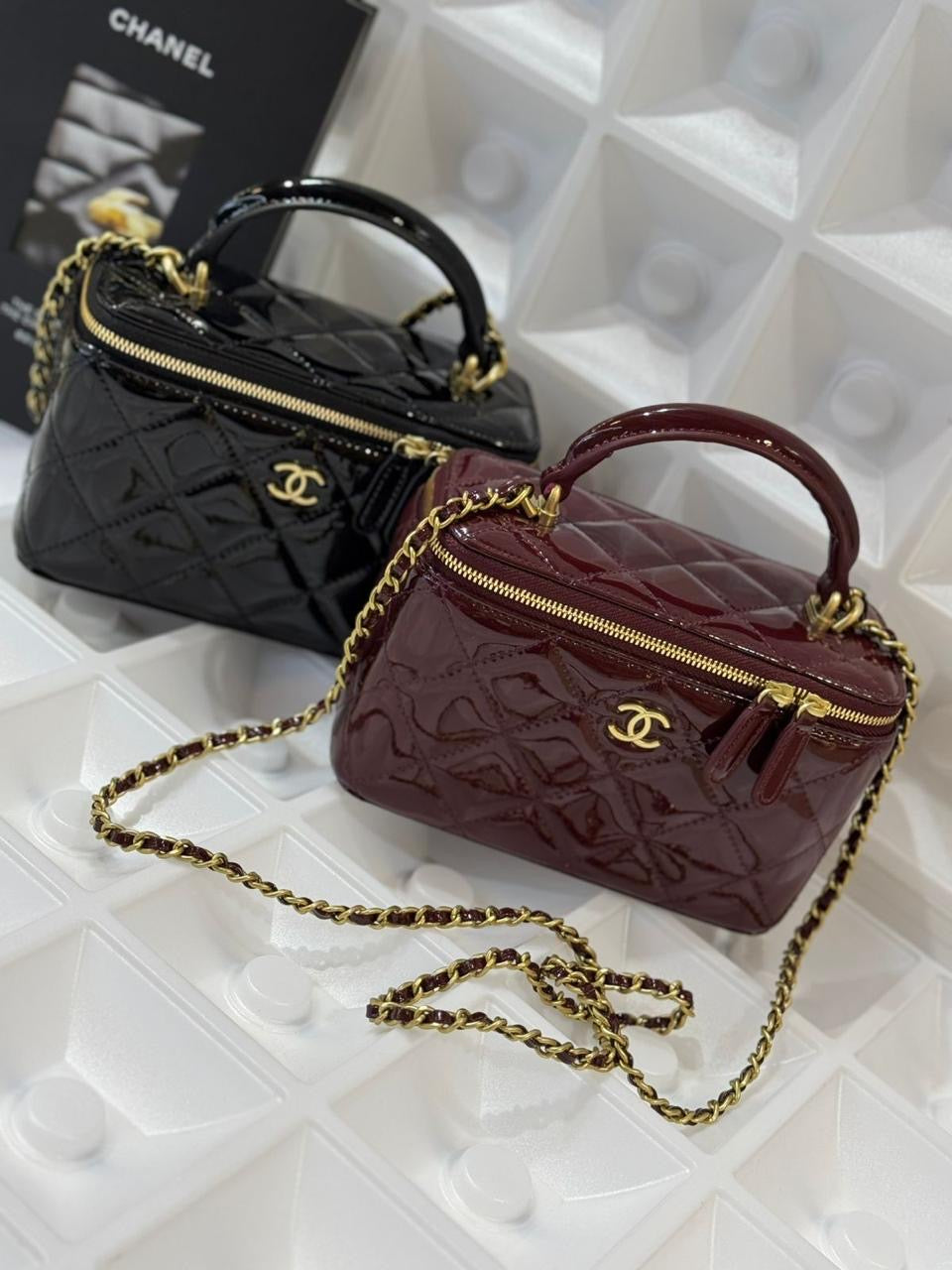 Chanel bag - glossy