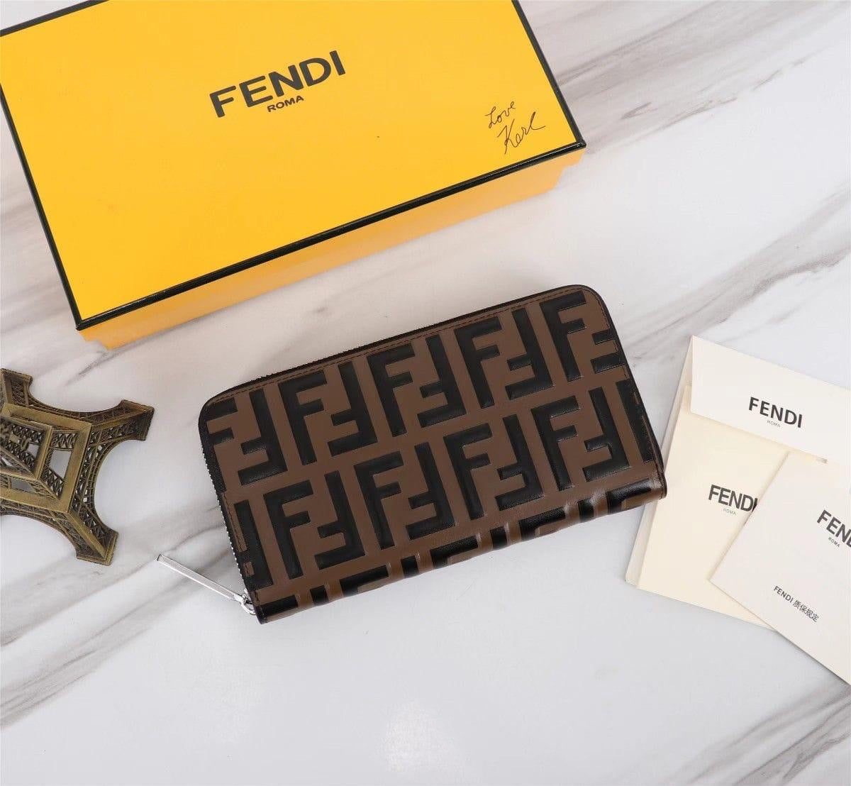 Valentino wallet