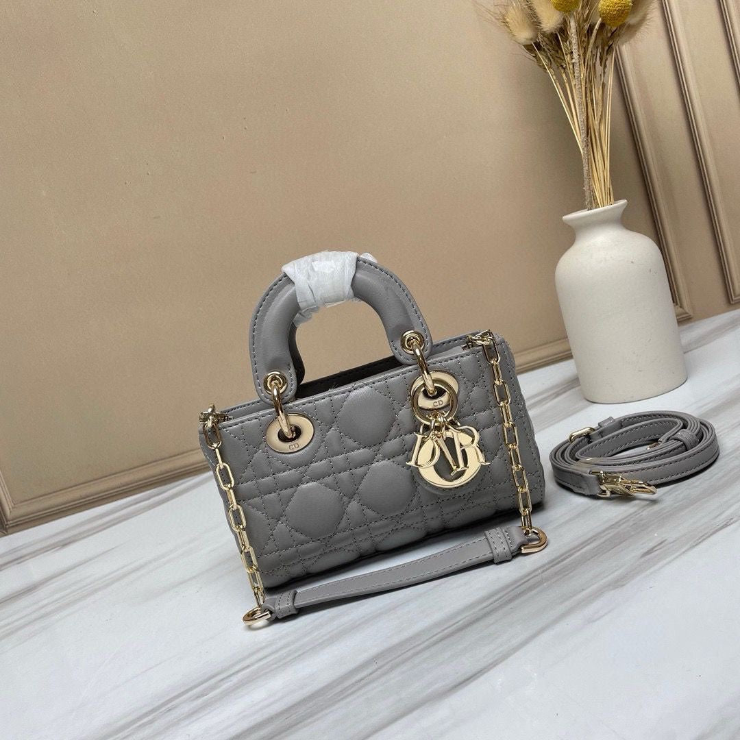Lady Dior d joy bag