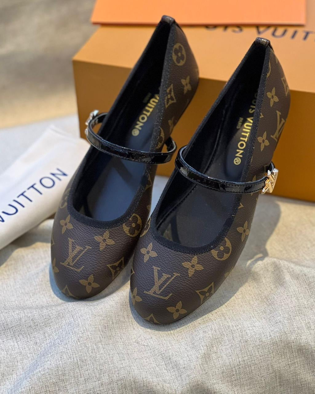 Lv ballerina