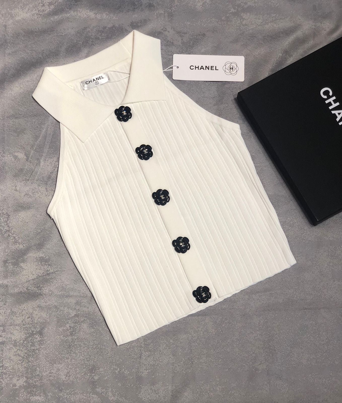 Chanel top - vest