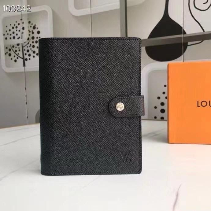 Lv wallet - notebook