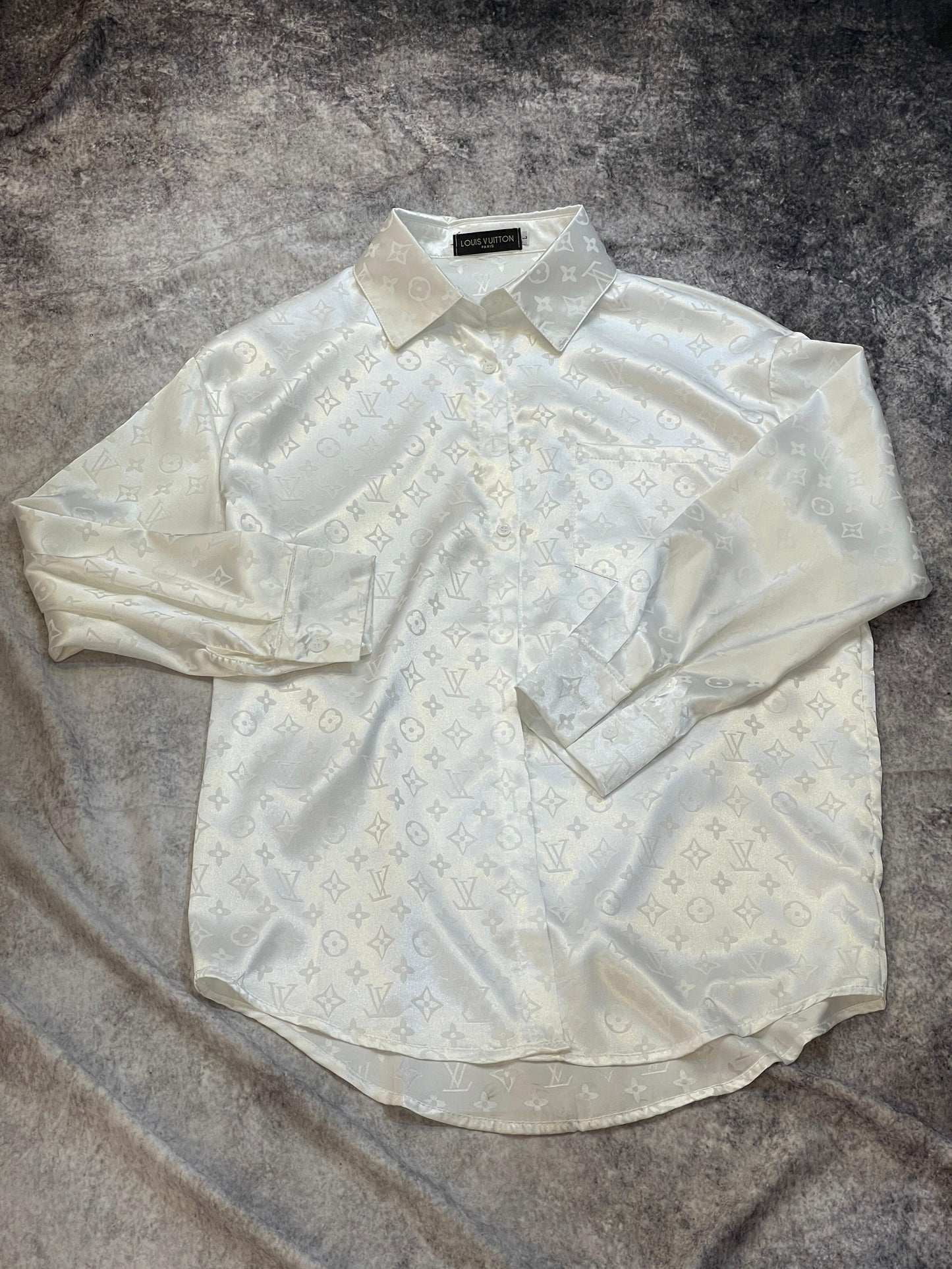 Lv shirt
