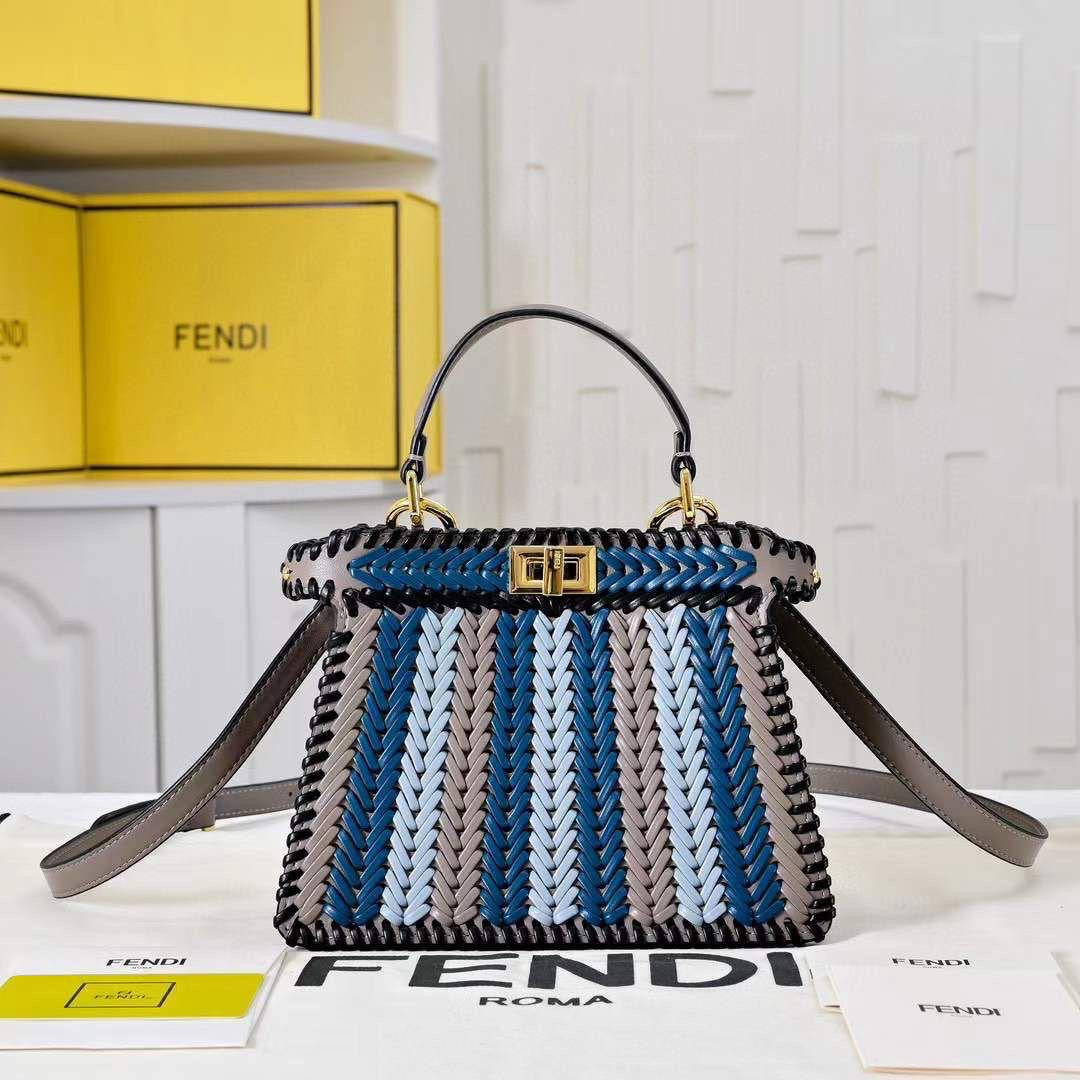 Fendi bag 20 cm