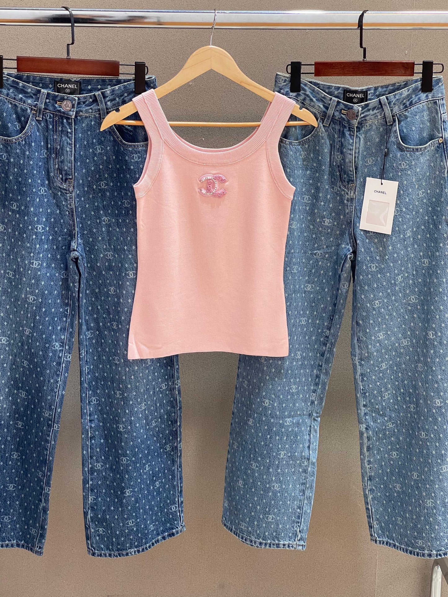 Chanel top