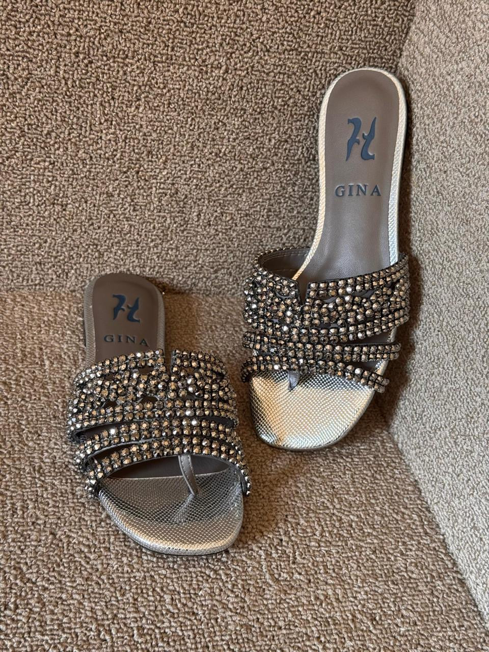 Gina slippers