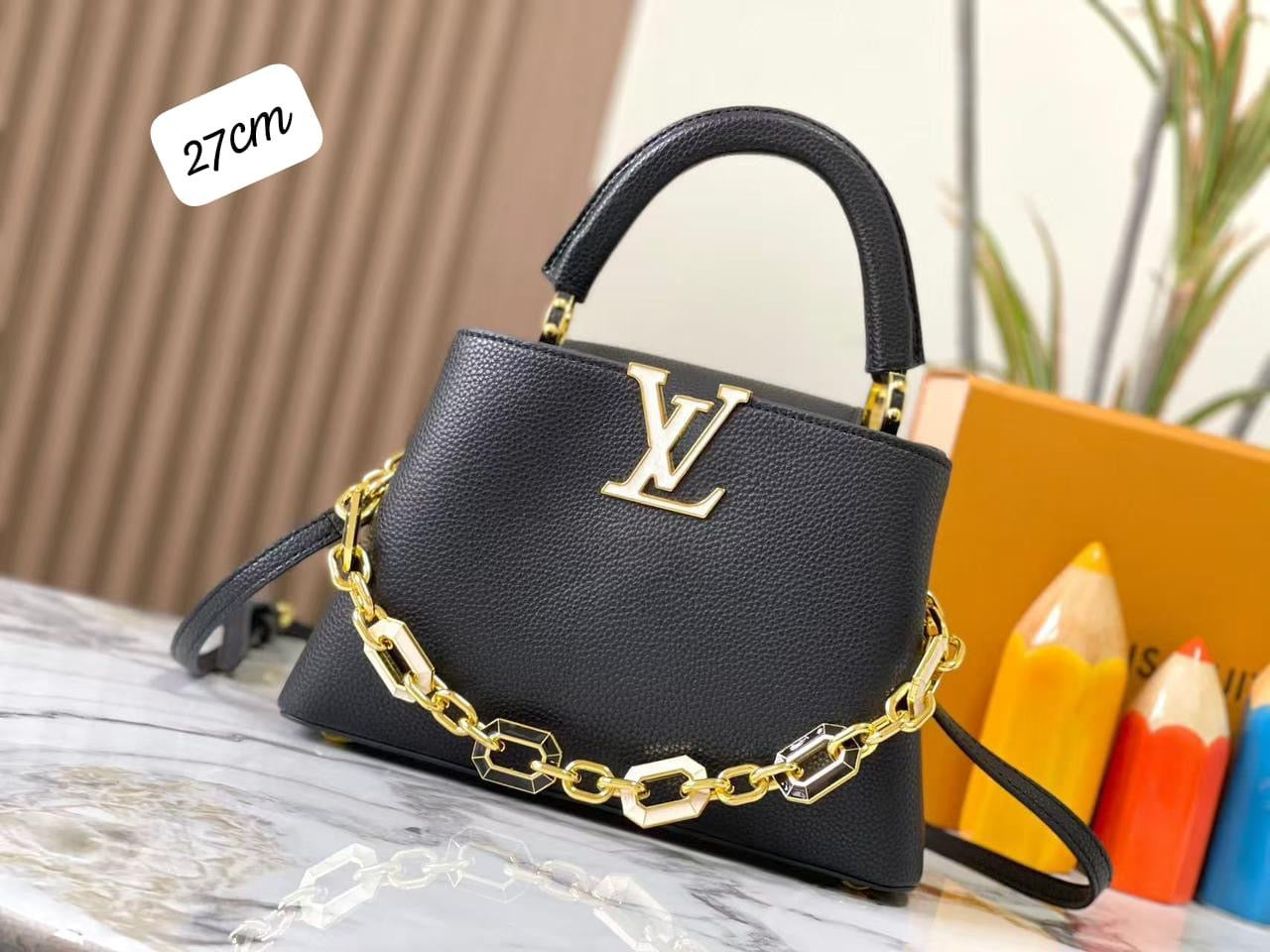 Lv bag capucines