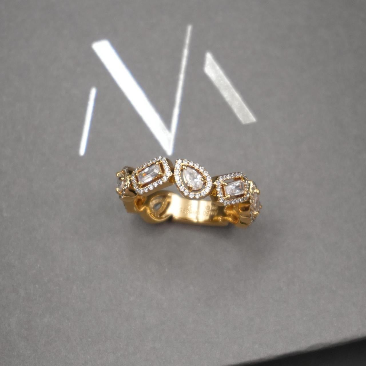 Messika ring