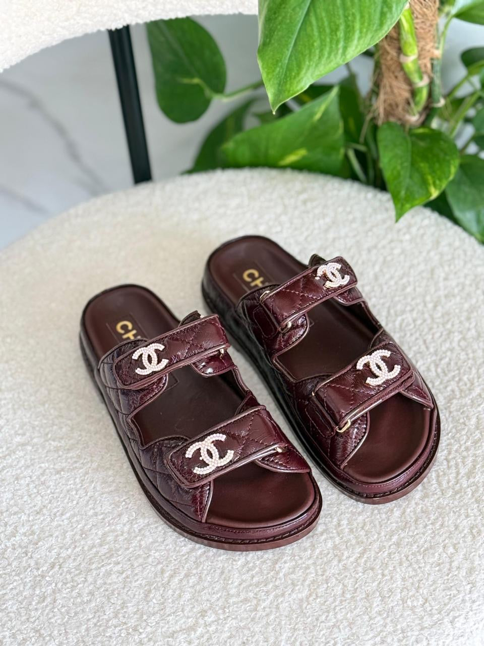 Chanel slippers glossy
