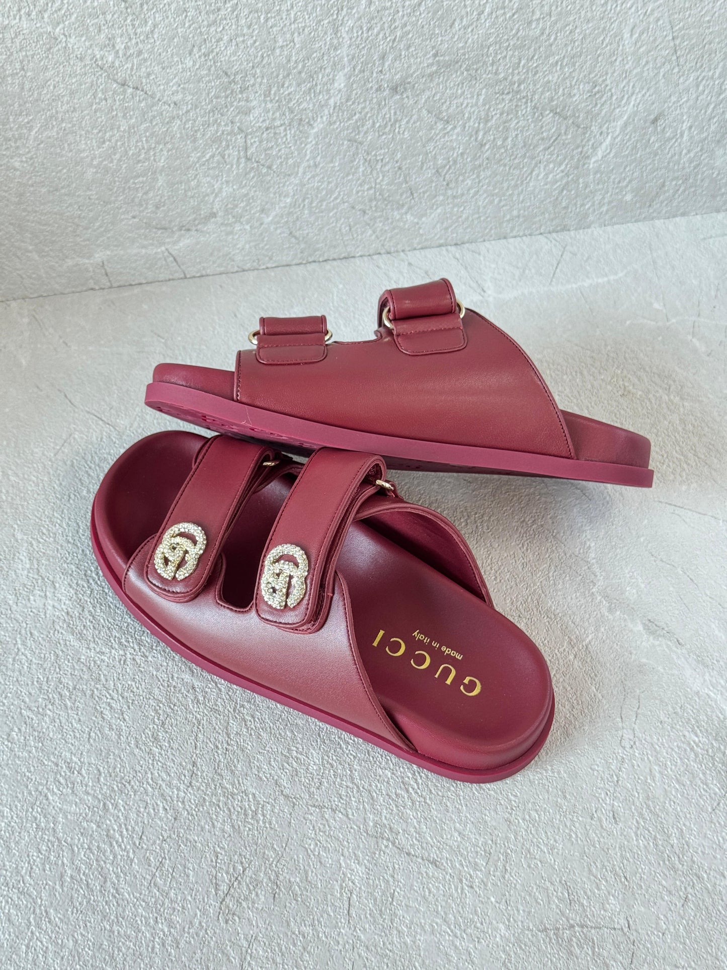 Gucci slippers