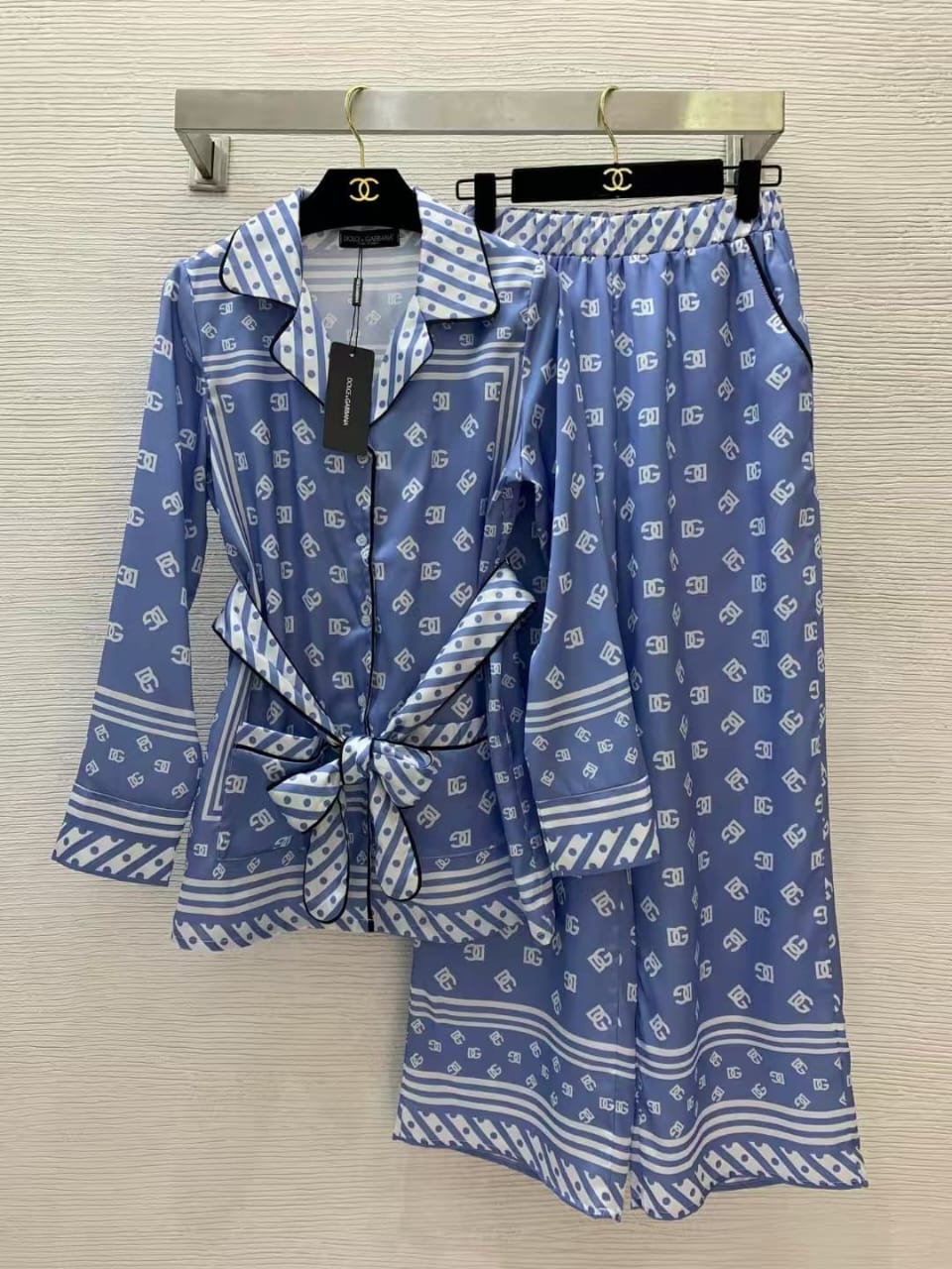 D&G clothes set