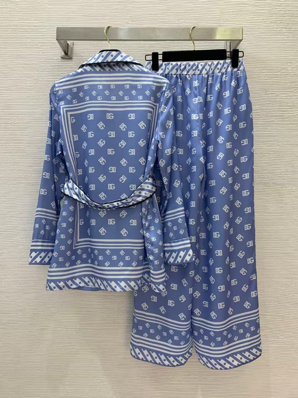 D&G clothes set