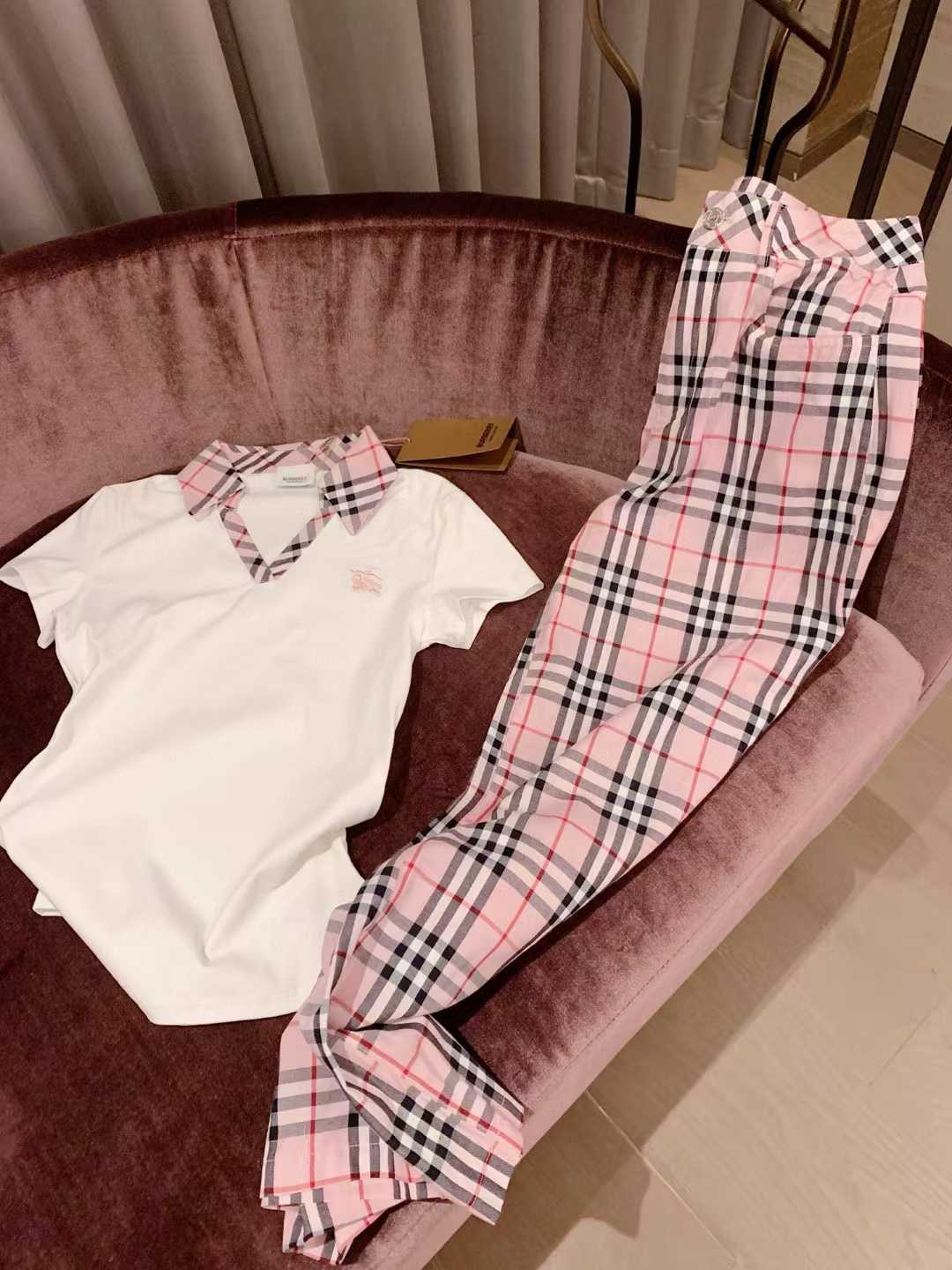 Burberry clothes set