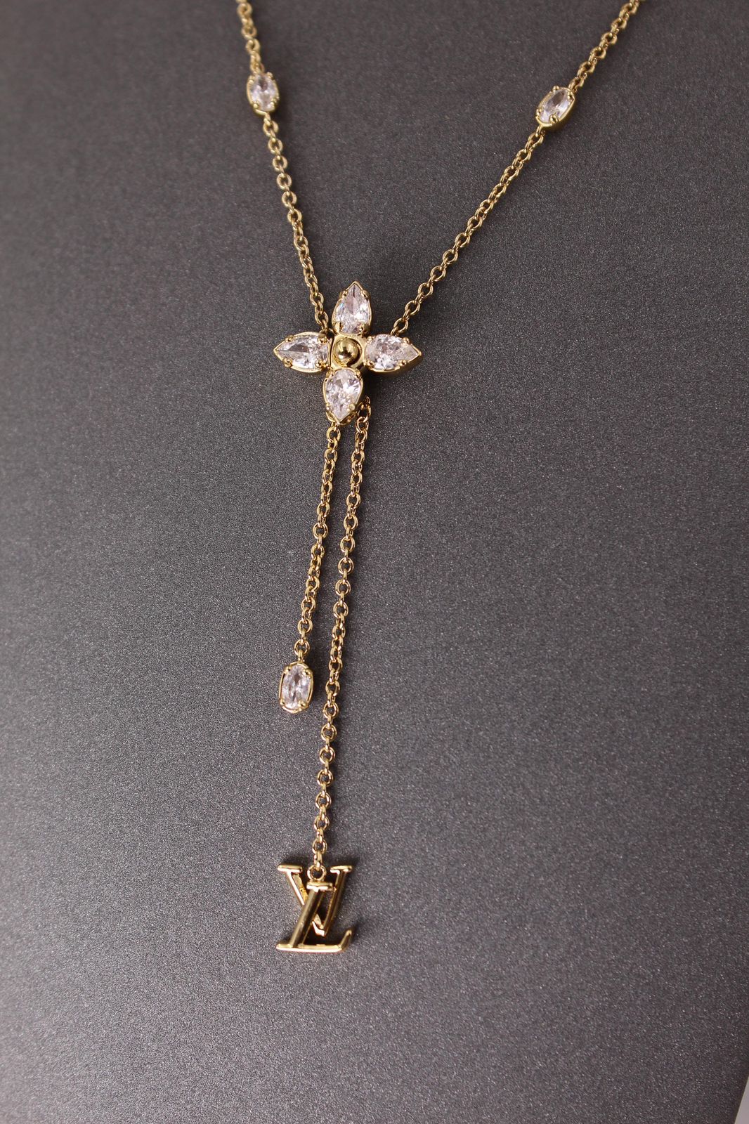 Lv jewelry set